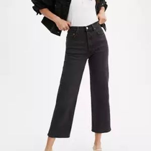 Levi’s Ribcage Straight Ankle 28